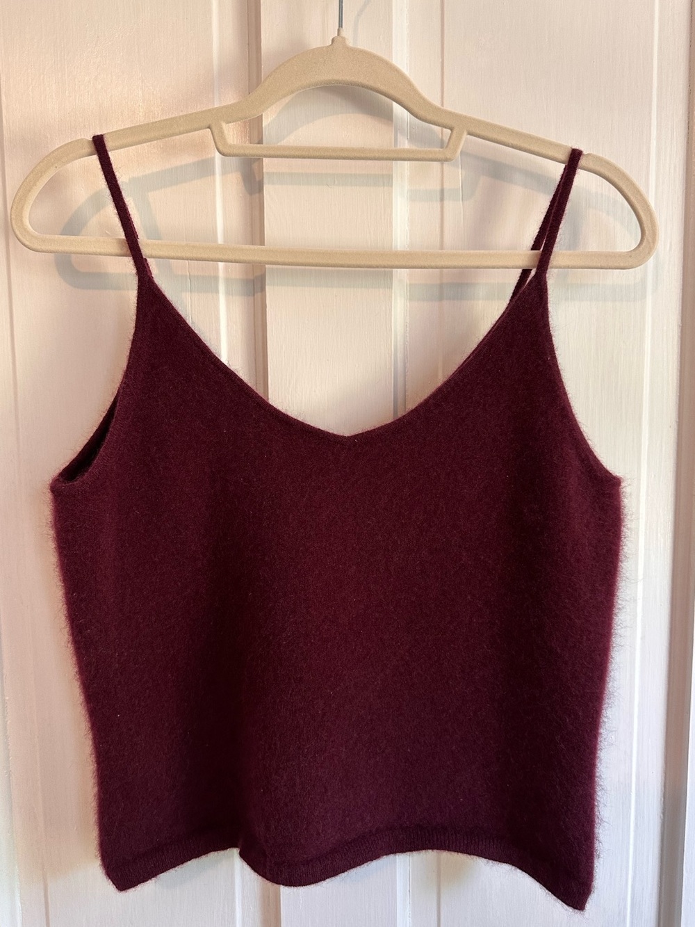 Grana 100% Cashmere Burgundy V-Neck Knit Camisole